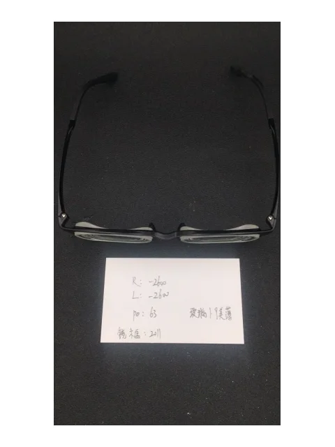 1.9超薄玻璃镜片美薄 R:-2600 L:-2600 PD:63 镜框：2011